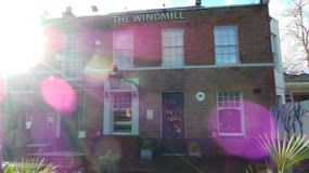 Отель The Windmill On The Common 3*